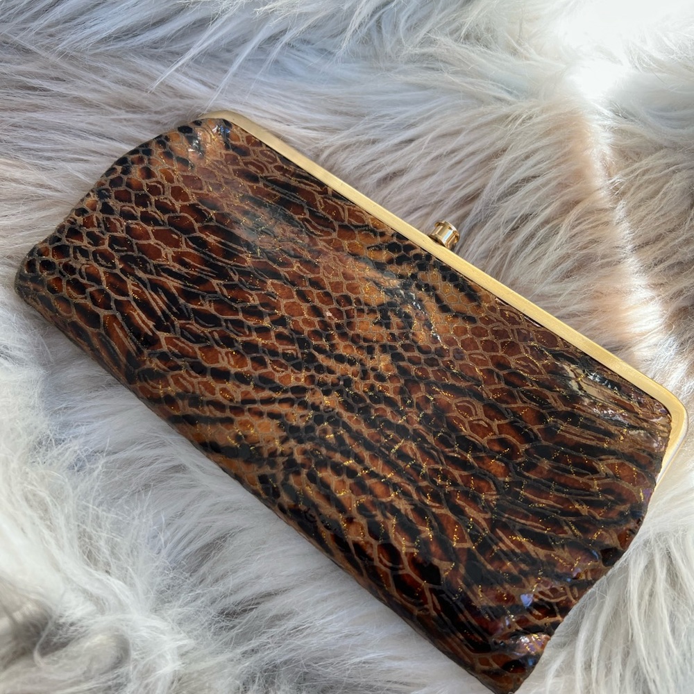 Gorgeous Hobo Clutch Wallet! Brown tiger eye print